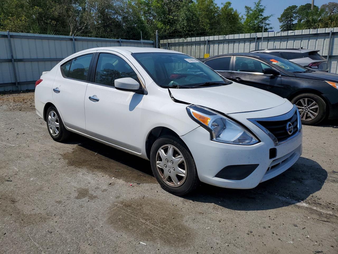 NISSAN VERSA 2016 — 5
