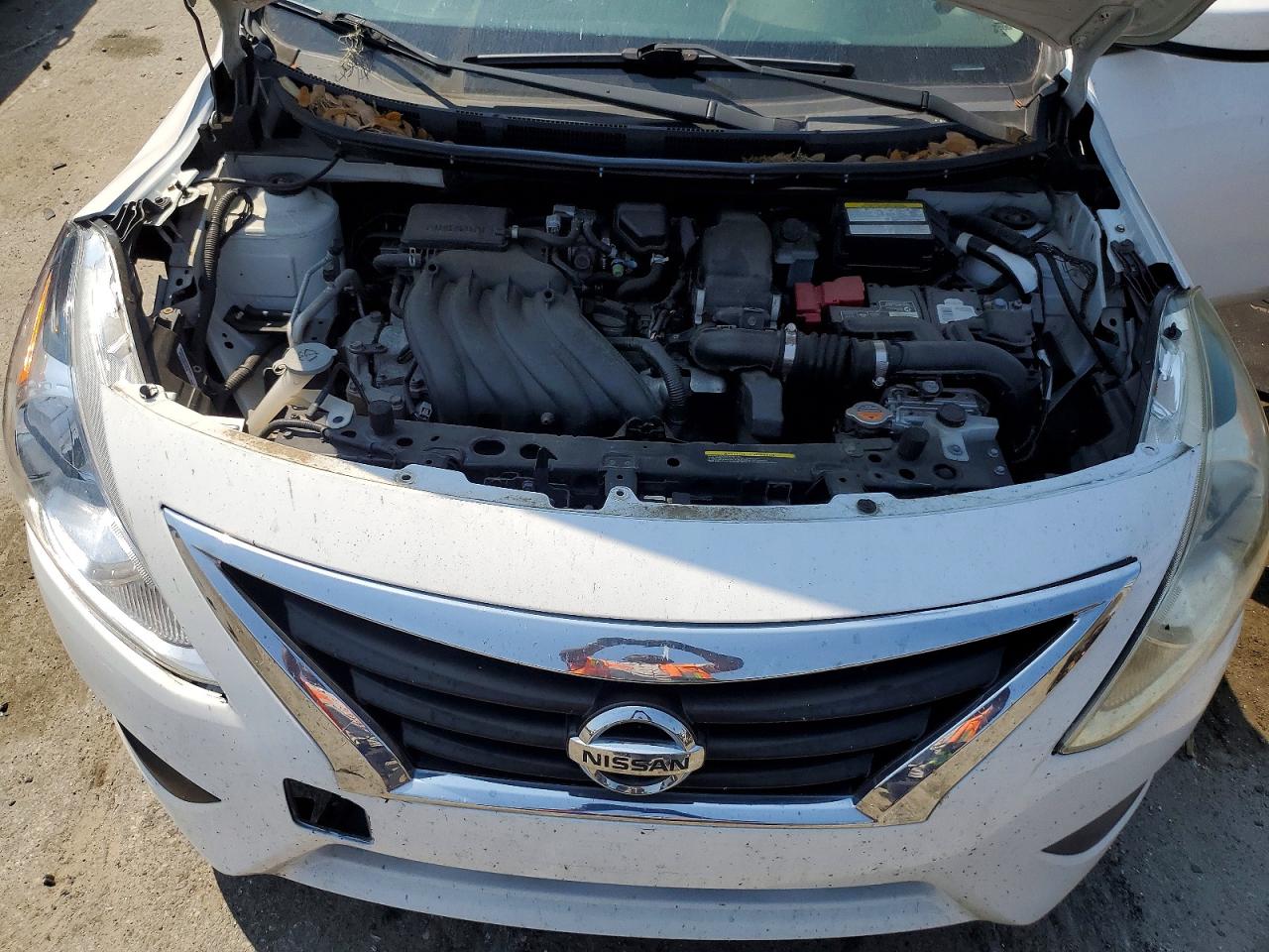 NISSAN VERSA 2016 — 12