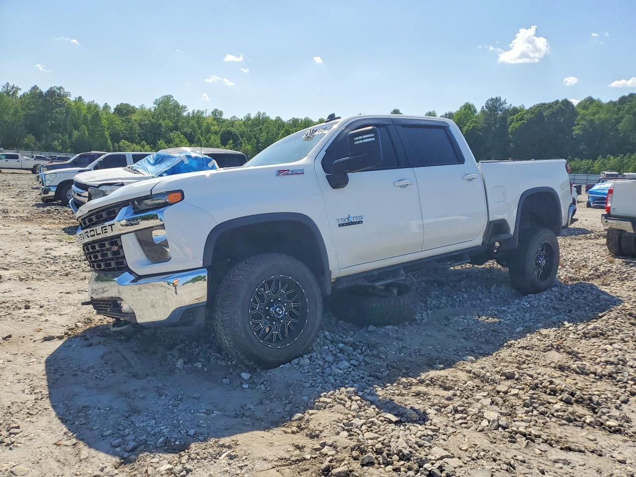CHEVROLET SILVERADO 2022 — 2