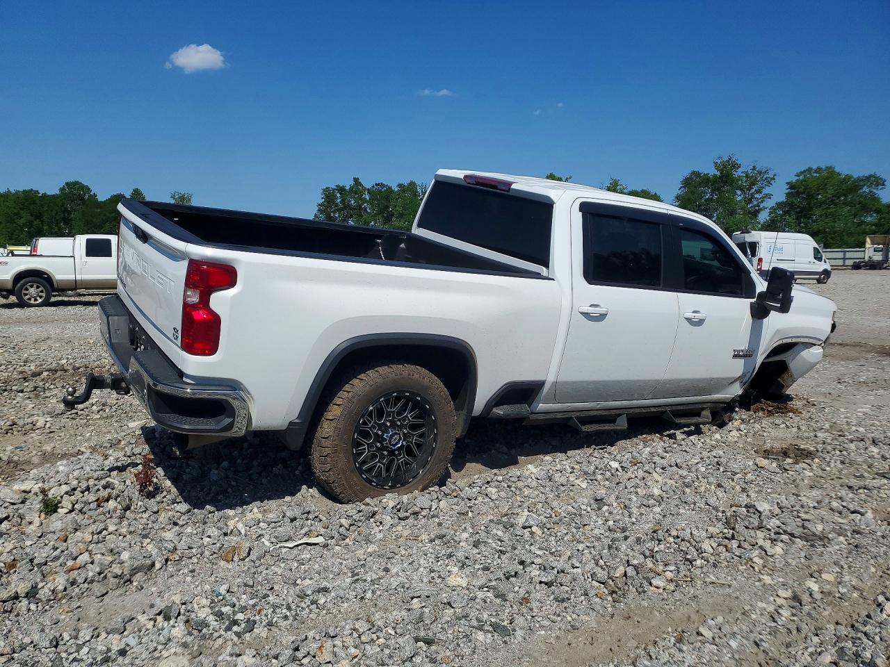 CHEVROLET SILVERADO 2022 — 4