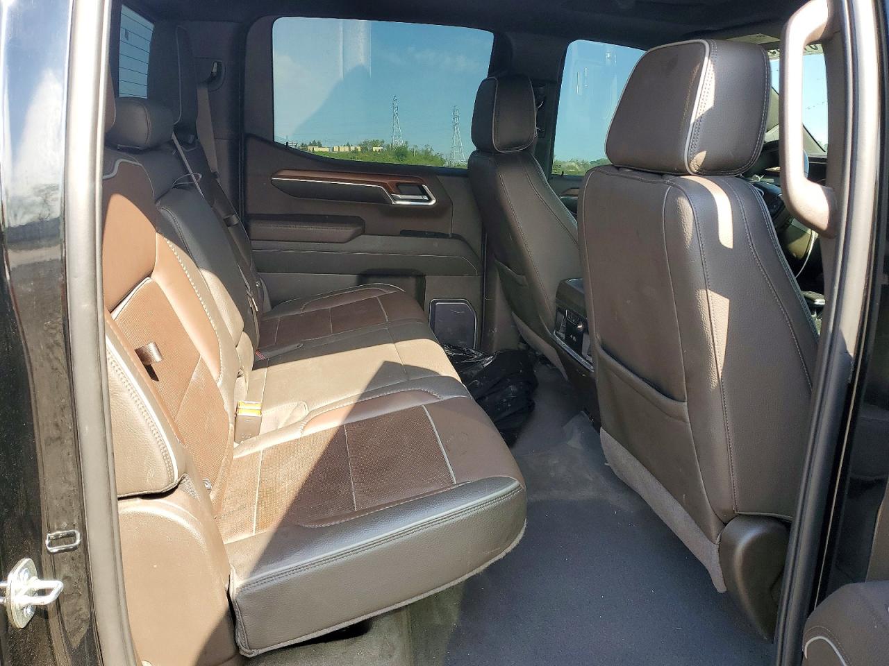 GMC SIERRA 2023 — 11