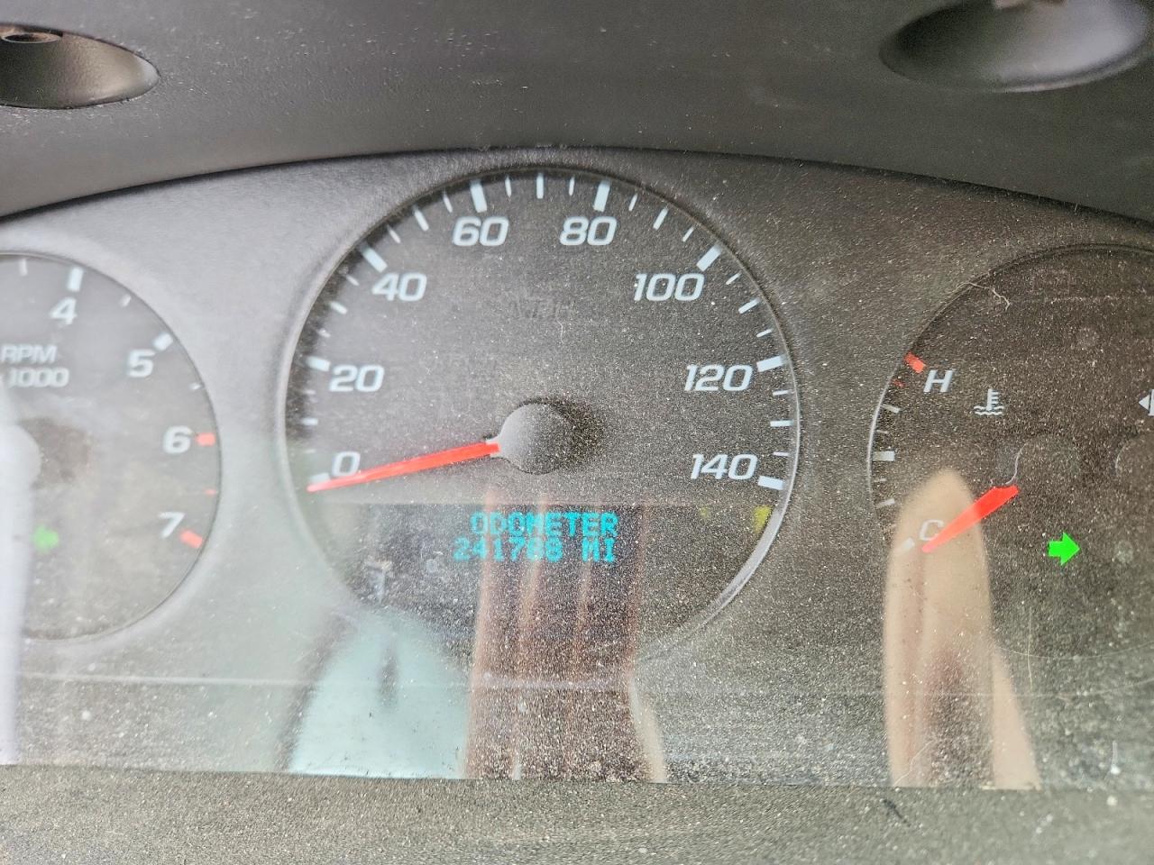 CHEVROLET IMPALA 2010 — 10