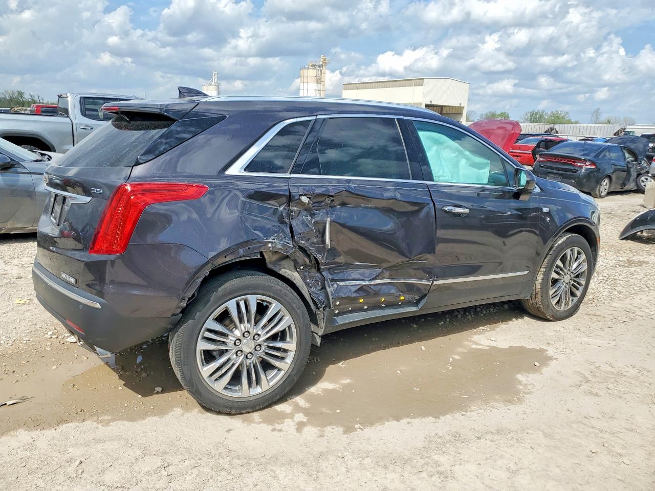 CADILLAC XT5 2017 — 4