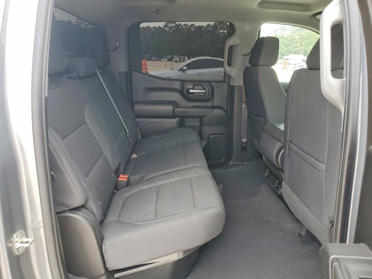 CHEVROLET SILVERADO LTD 2022 — 11