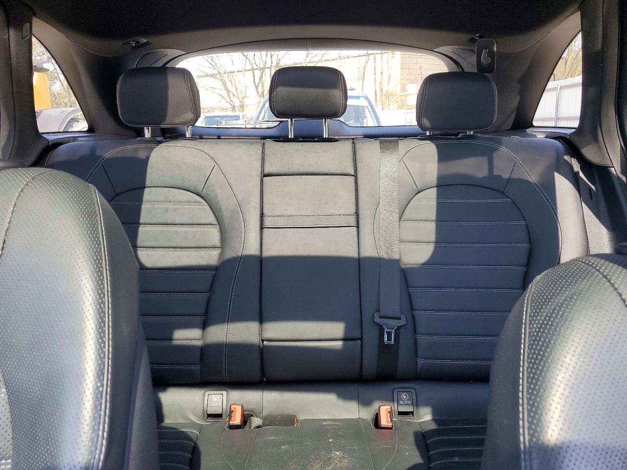 MERCEDES-BENZ GLC 2018 — 11