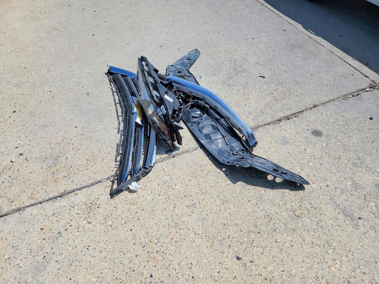 CHEVROLET IMPALA 2018 — 13
