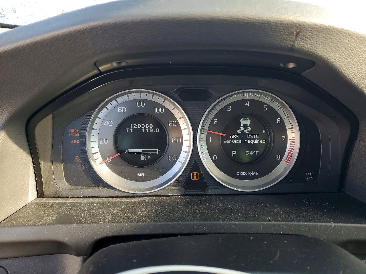 VOLVO S60 2013 — 10