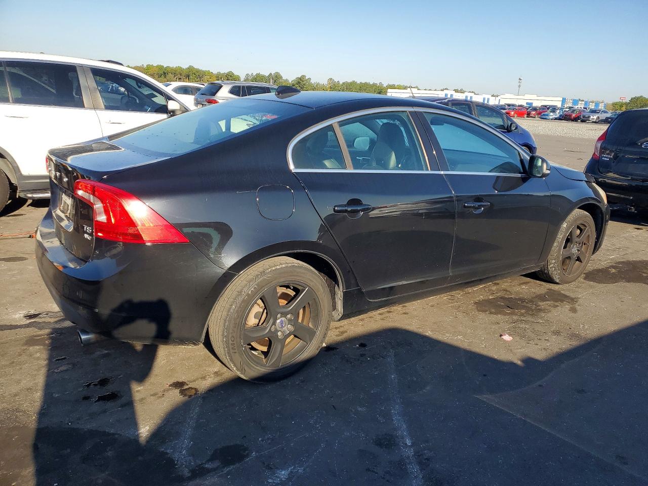 VOLVO S60 2013 — 4