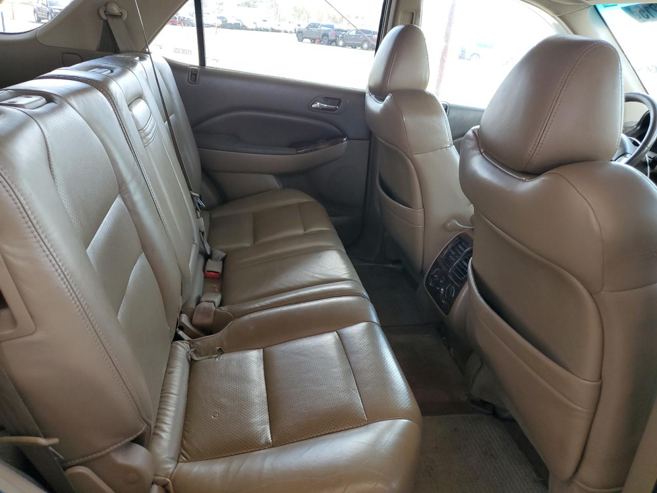 ACURA MDX 2002 — 12