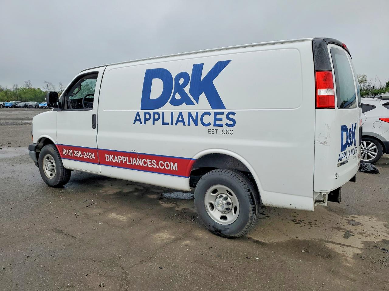 CHEVROLET EXPRESS G2500 2021 — 3