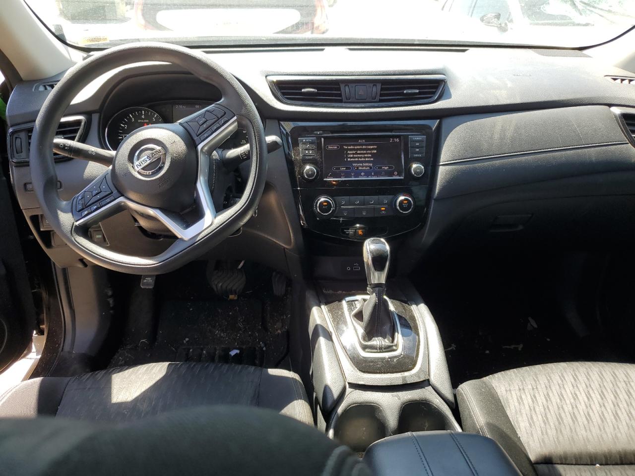 NISSAN ROGUE 2018 — 9
