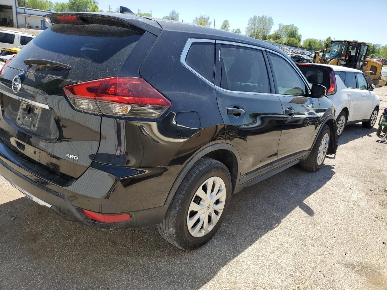 NISSAN ROGUE 2018 — 4