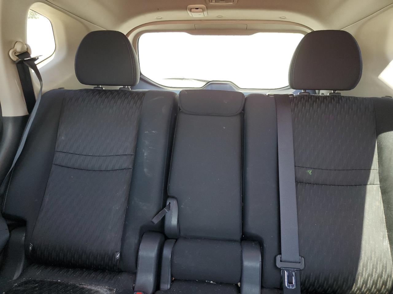 NISSAN ROGUE 2018 — 11