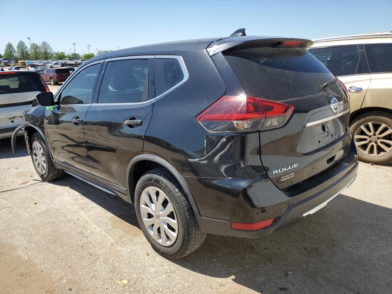 NISSAN ROGUE 2018 — 3