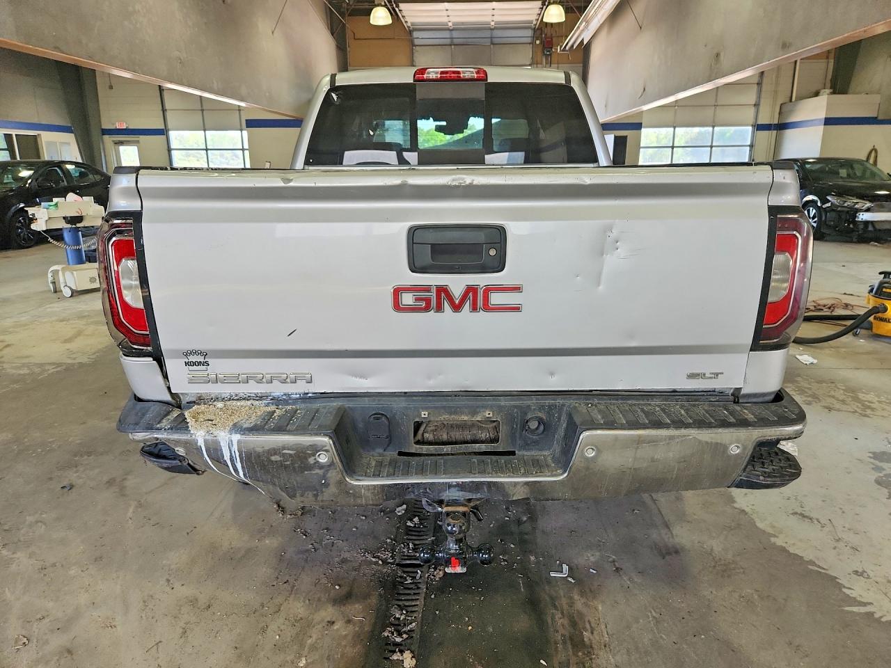 GMC SIERRA 2018 — 7