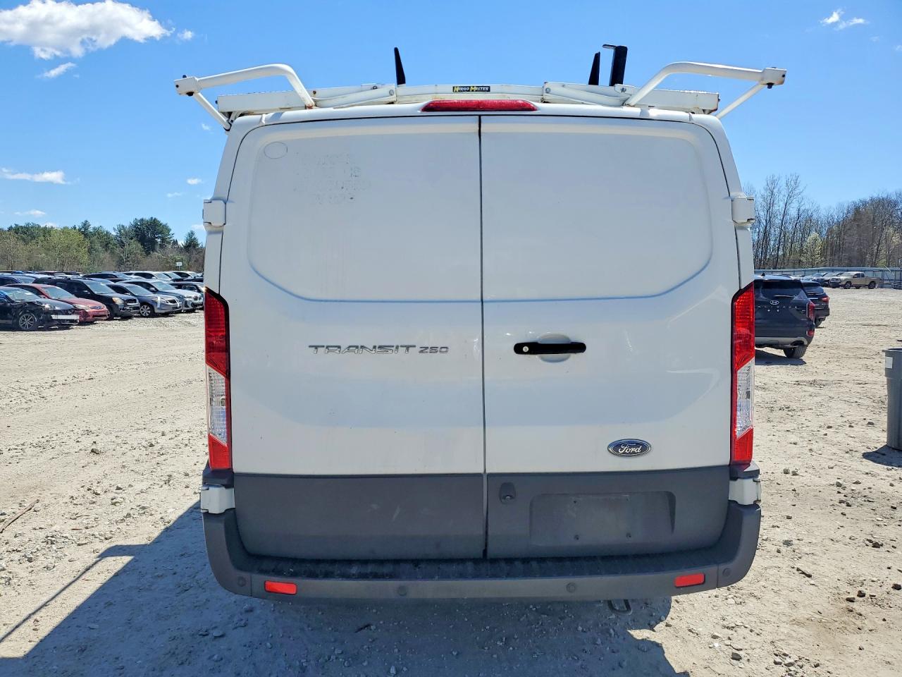 FORD TRANSIT 2020 — 7