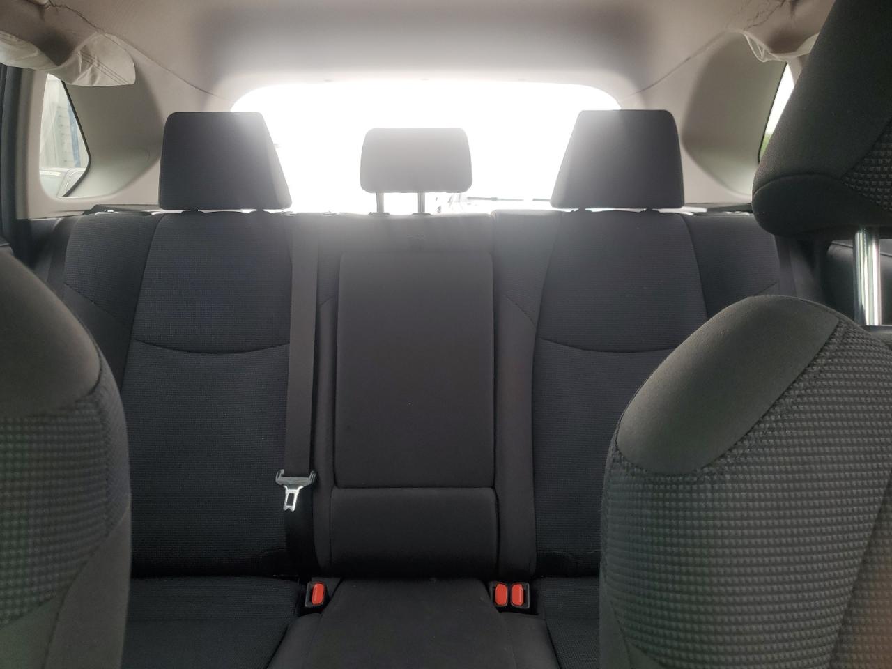 TOYOTA RAV4 2023 — 11