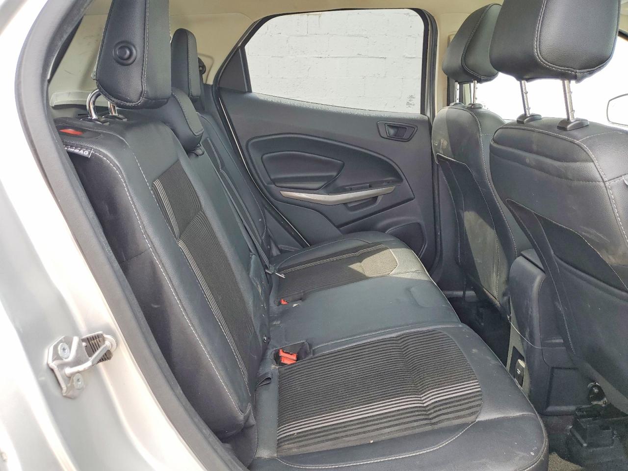 FORD ECOSPORT 2021 — 12