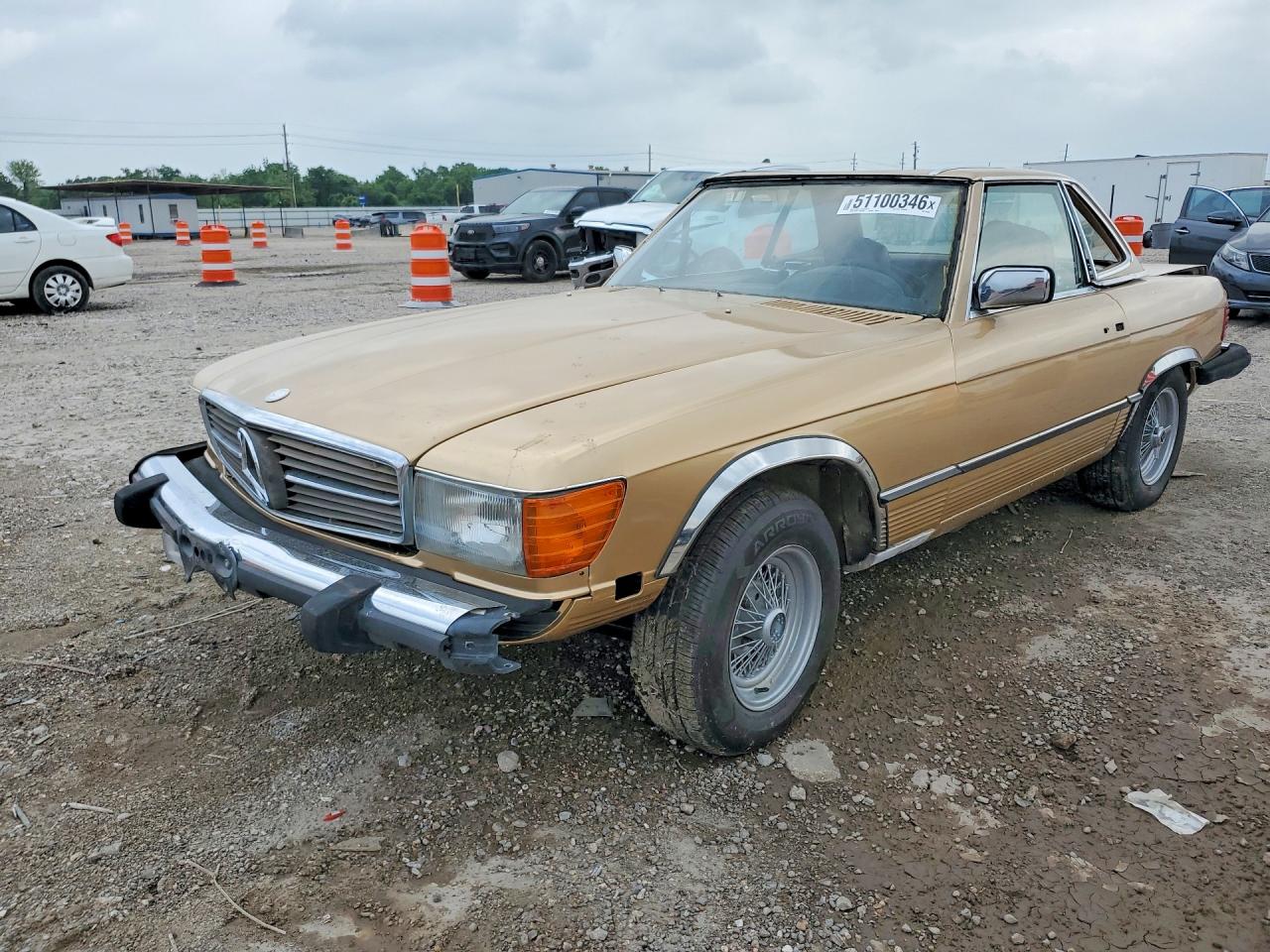 MERCEDES-BENZ 380 1982 — 2