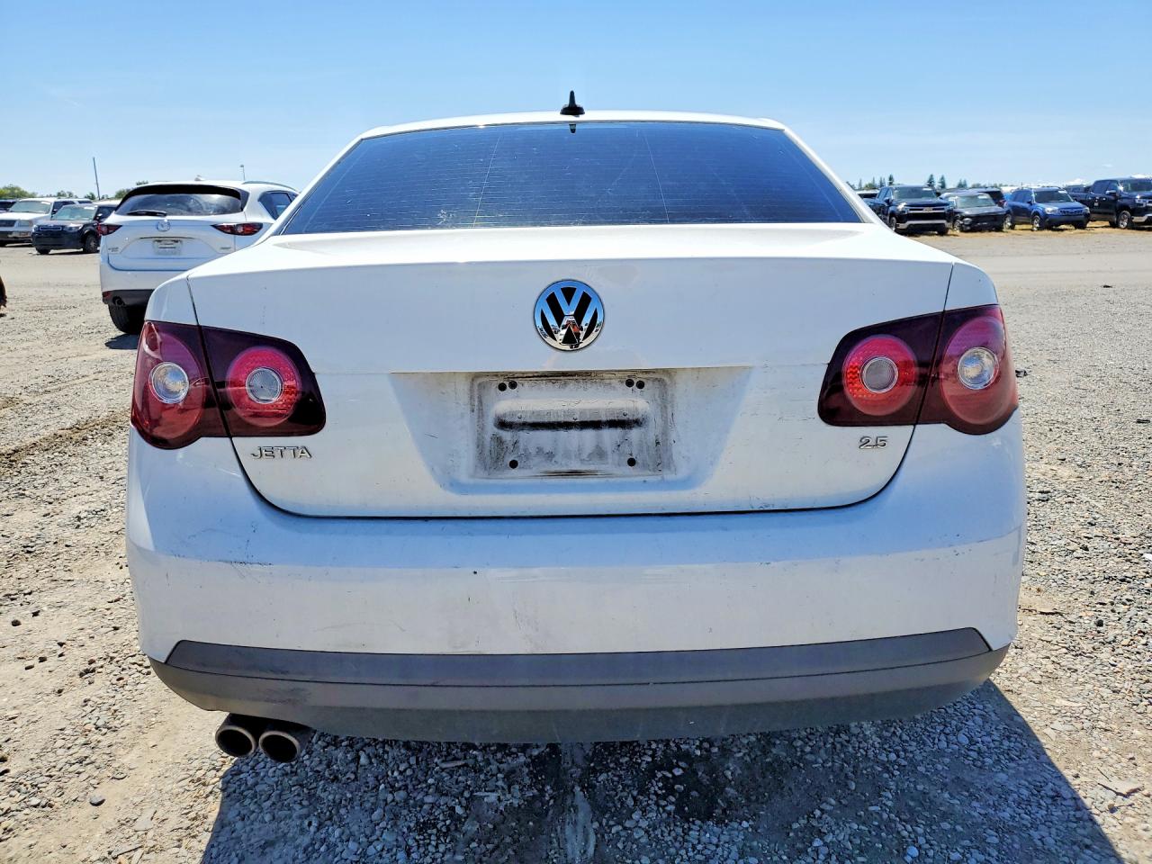 VOLKSWAGEN JETTA 2010 — 7