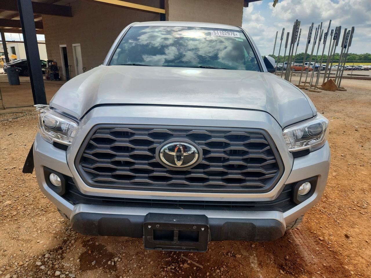 TOYOTA TACOMA 2022 — 6