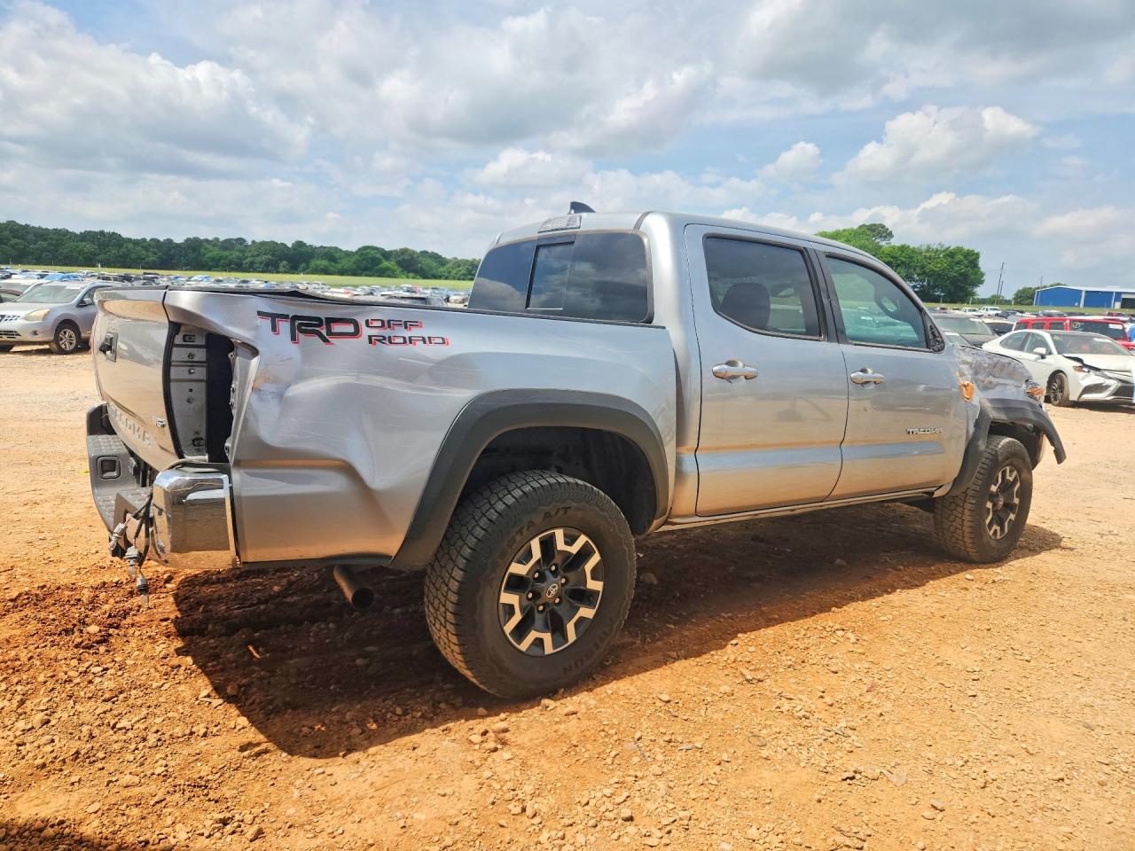 TOYOTA TACOMA 2022 — 4