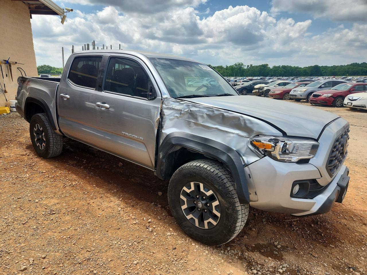 TOYOTA TACOMA 2022 — 5