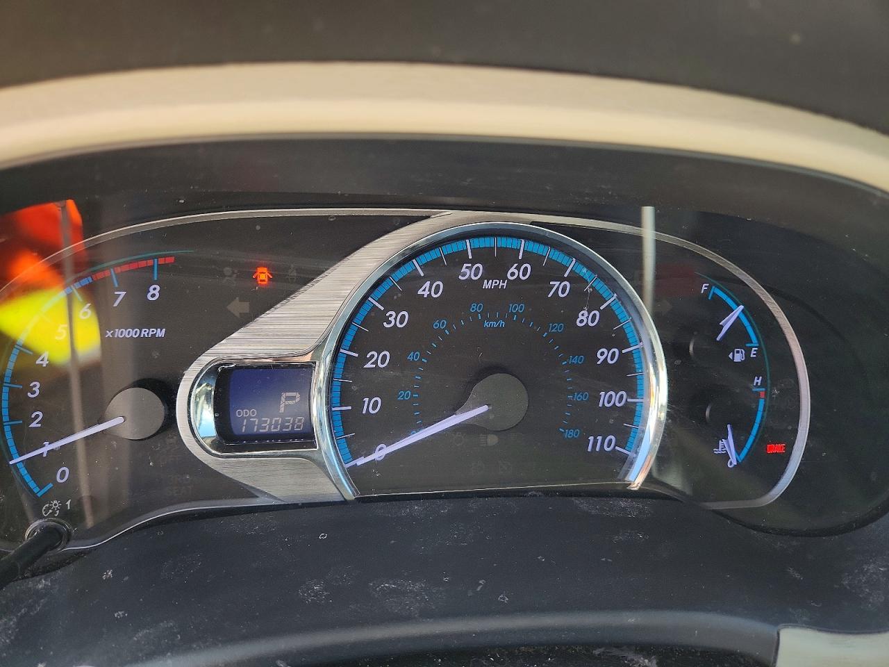 TOYOTA SIENNA 2013 — 10