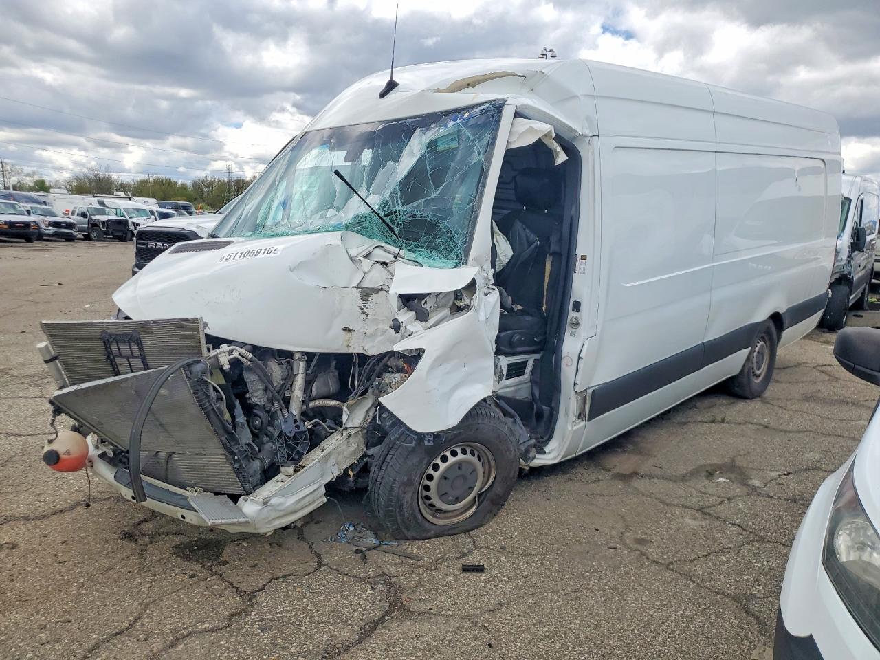 FREIGHTLINER SPRINTER 2019 — 2