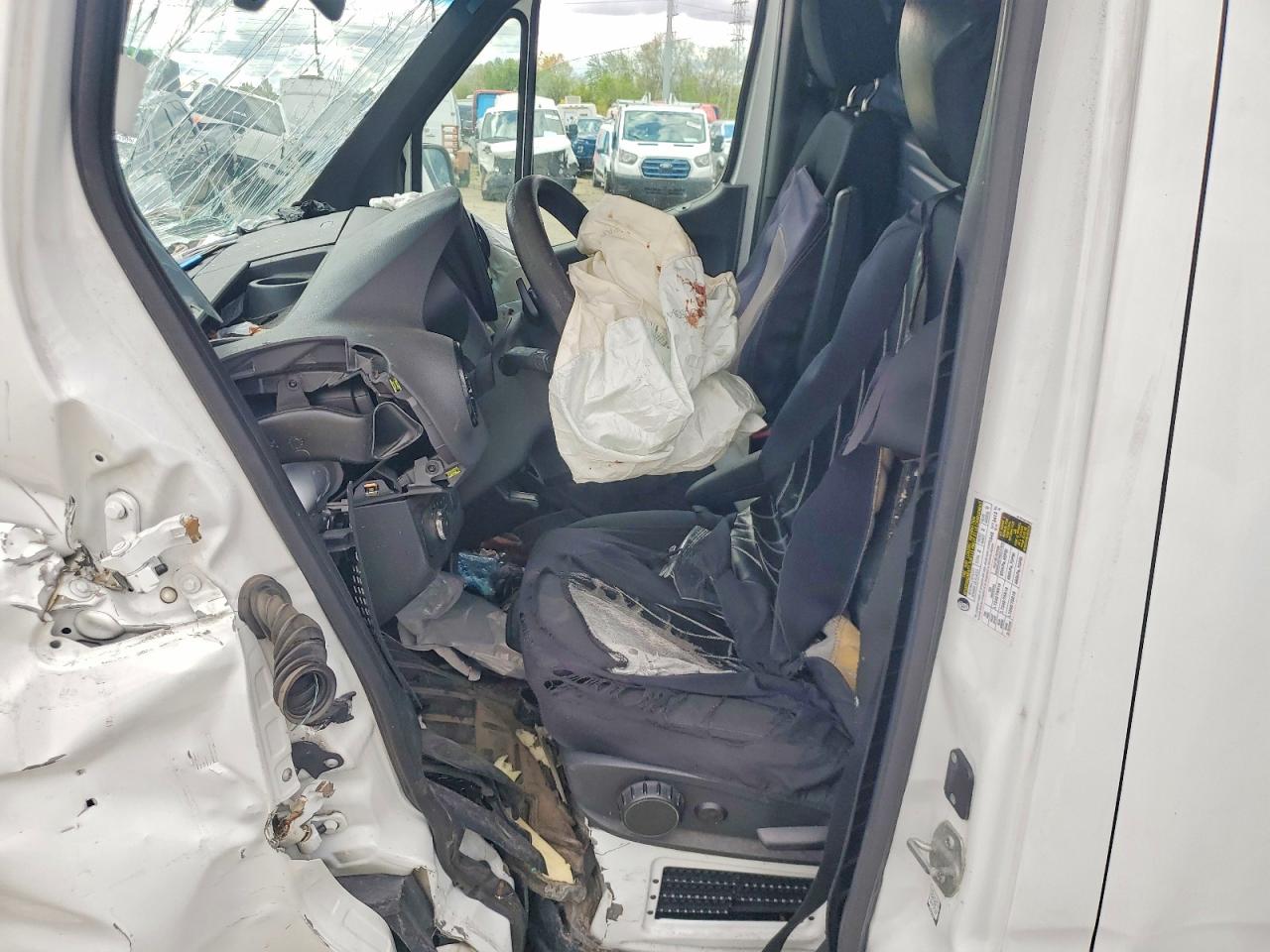 FREIGHTLINER SPRINTER 2019 — 8