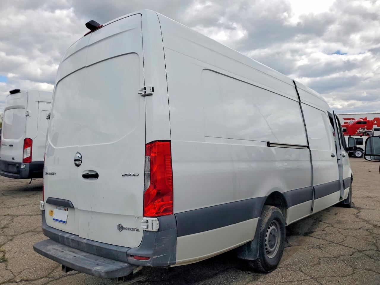 FREIGHTLINER SPRINTER 2019 — 4