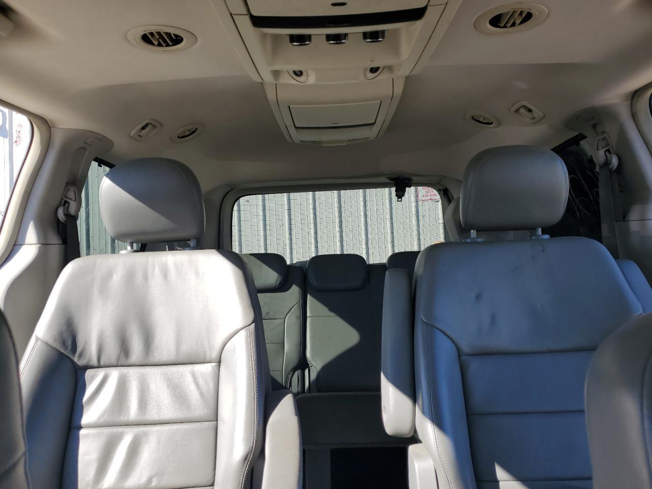 VOLKSWAGEN ROUTAN 2009 — 11