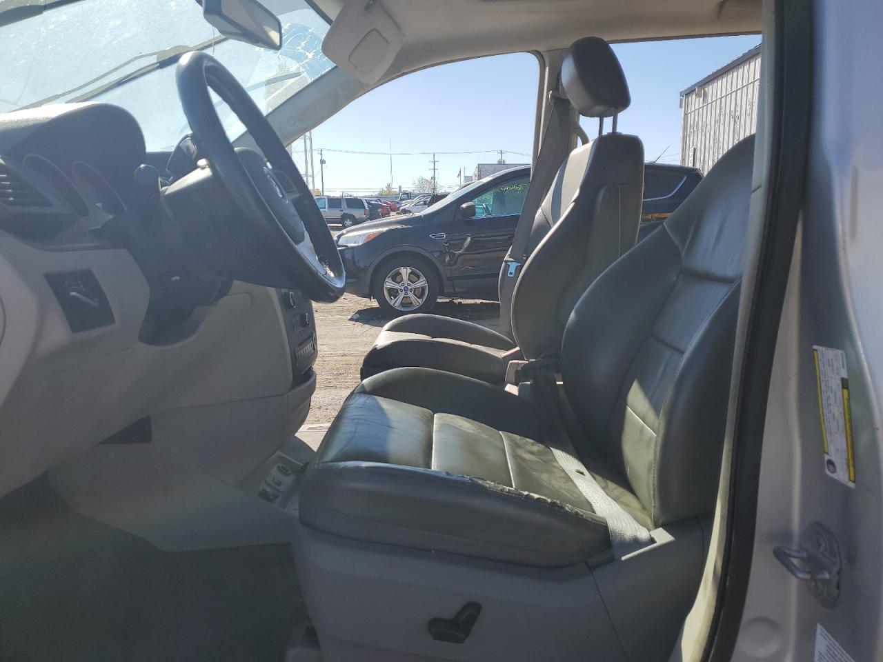 VOLKSWAGEN ROUTAN 2009 — 8