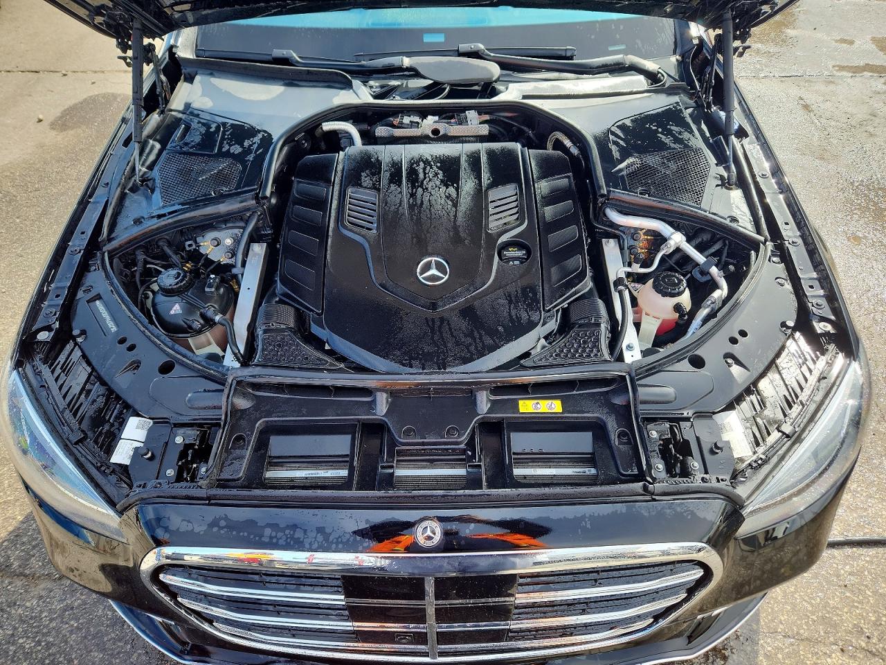MERCEDES-BENZ S 2023 — 12