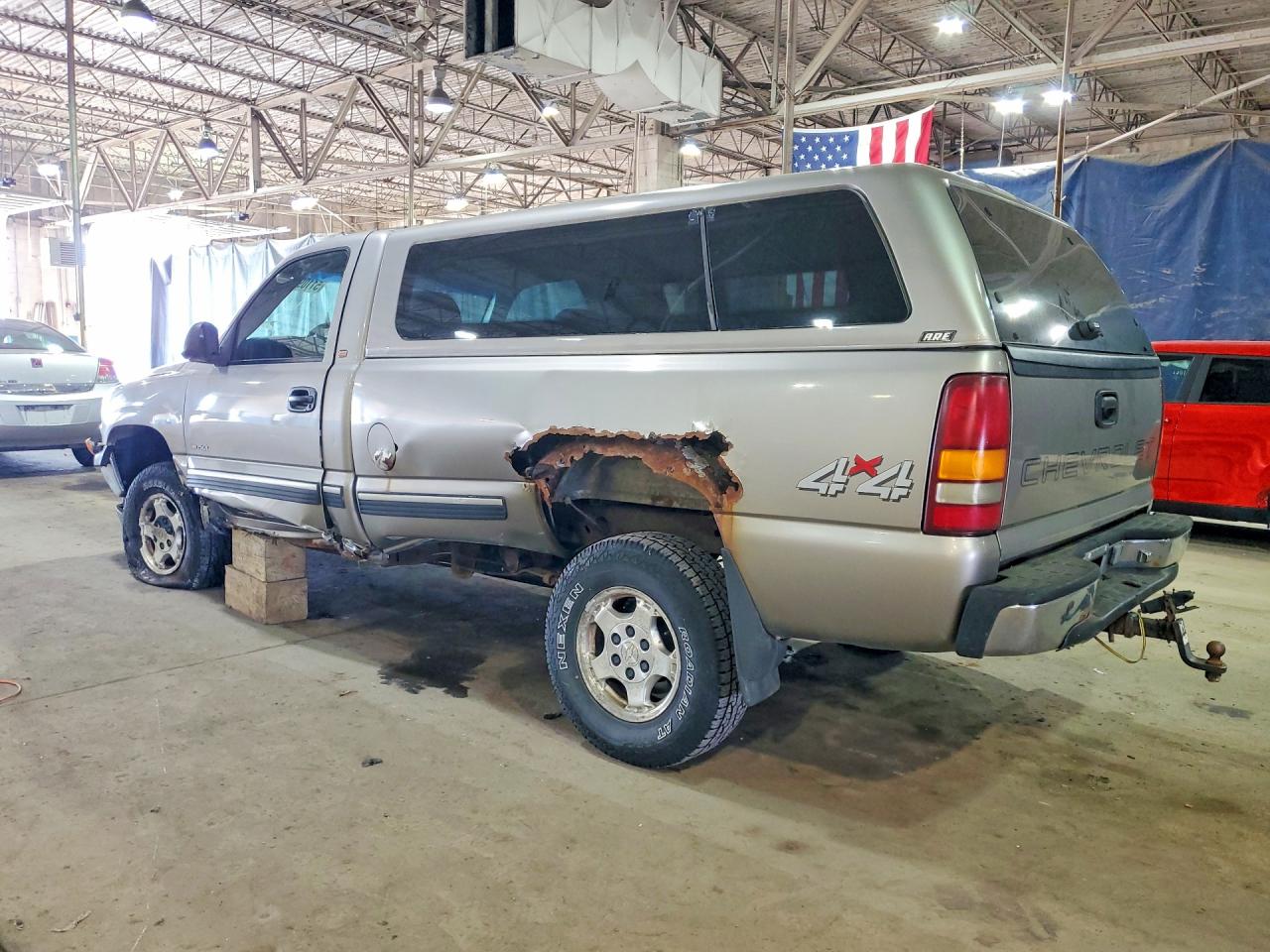 CHEVROLET SILVERADO 2000 — 3