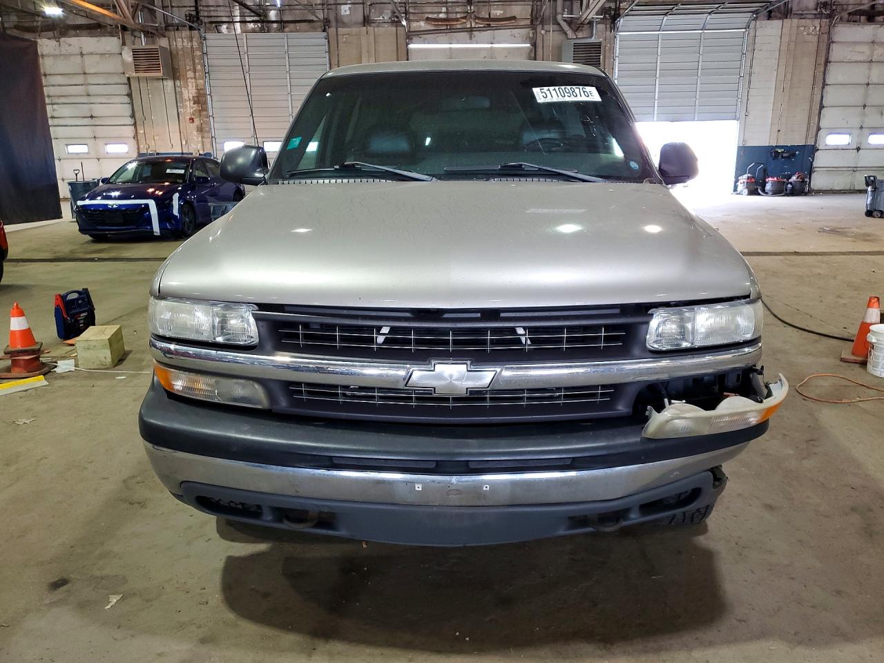 CHEVROLET SILVERADO 2000 — 6