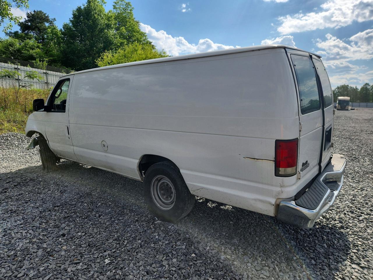 FORD ECONOLINE 2009 — 3