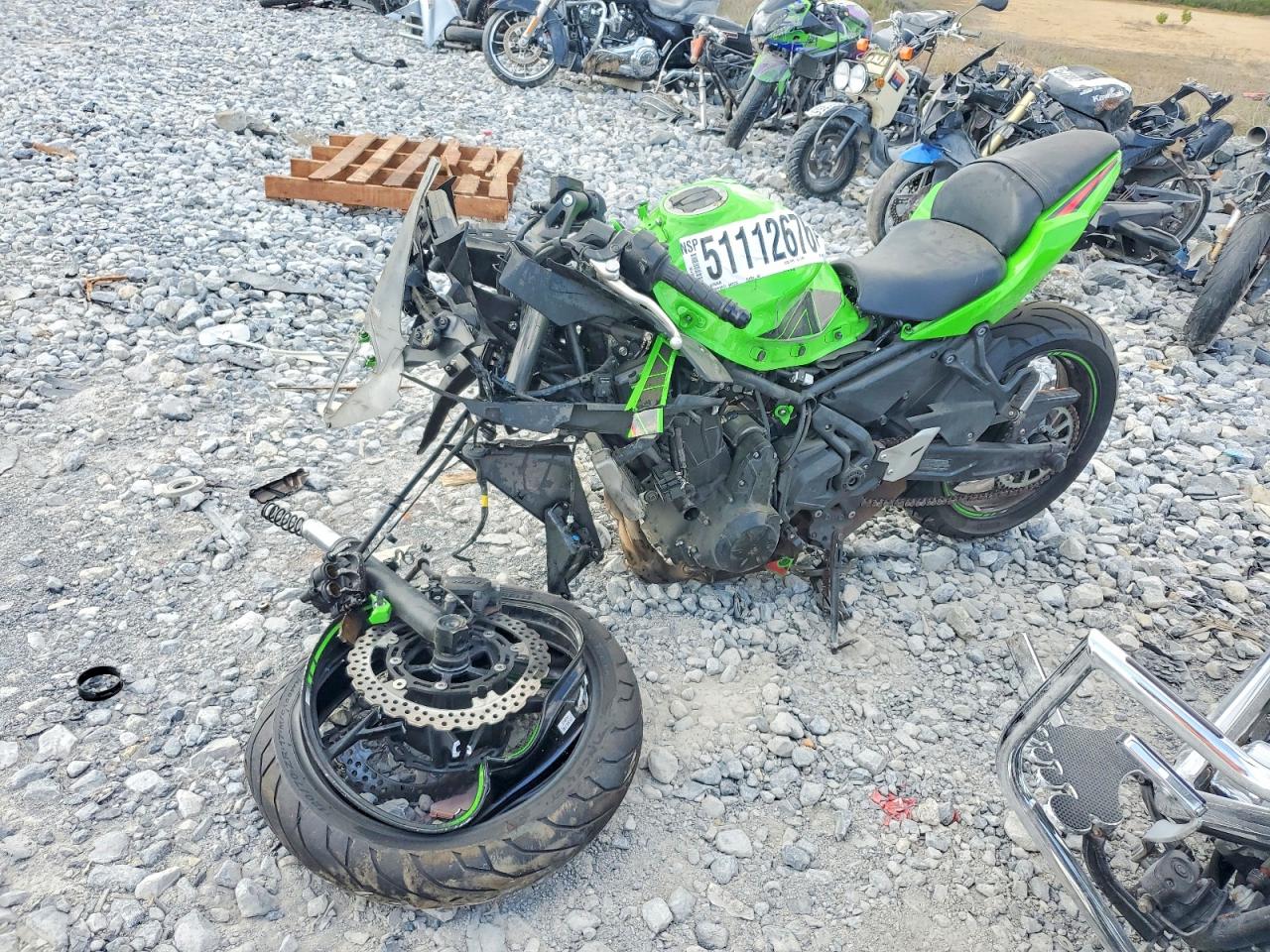 KAWASAKI EX650 2024 — 4