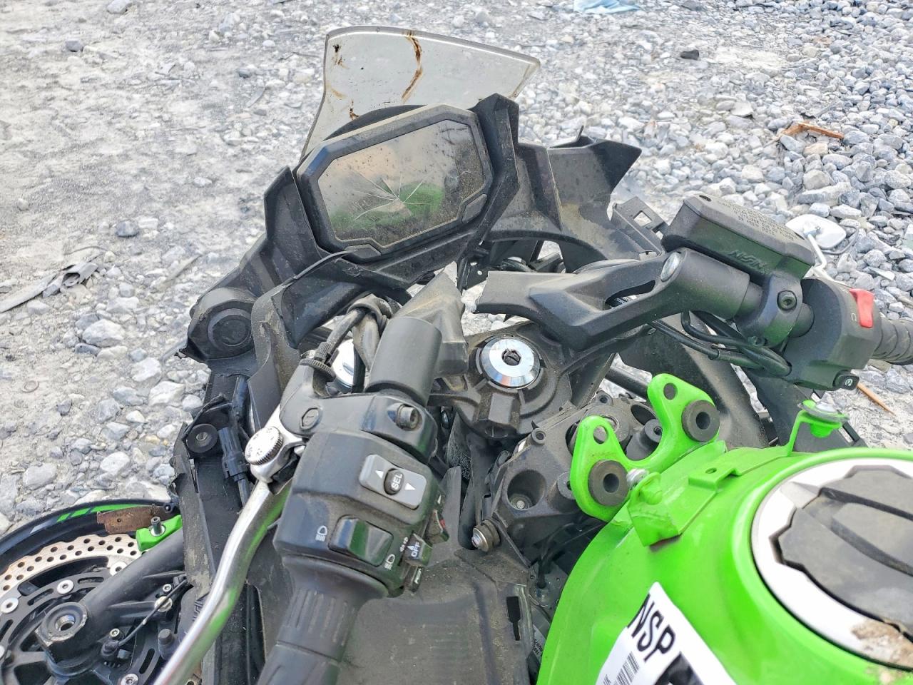 KAWASAKI EX650 2024 — 8