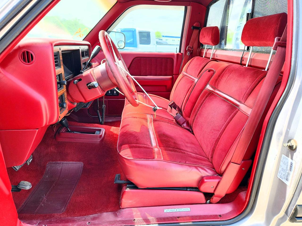 DODGE DAKOTA 1992 — 8