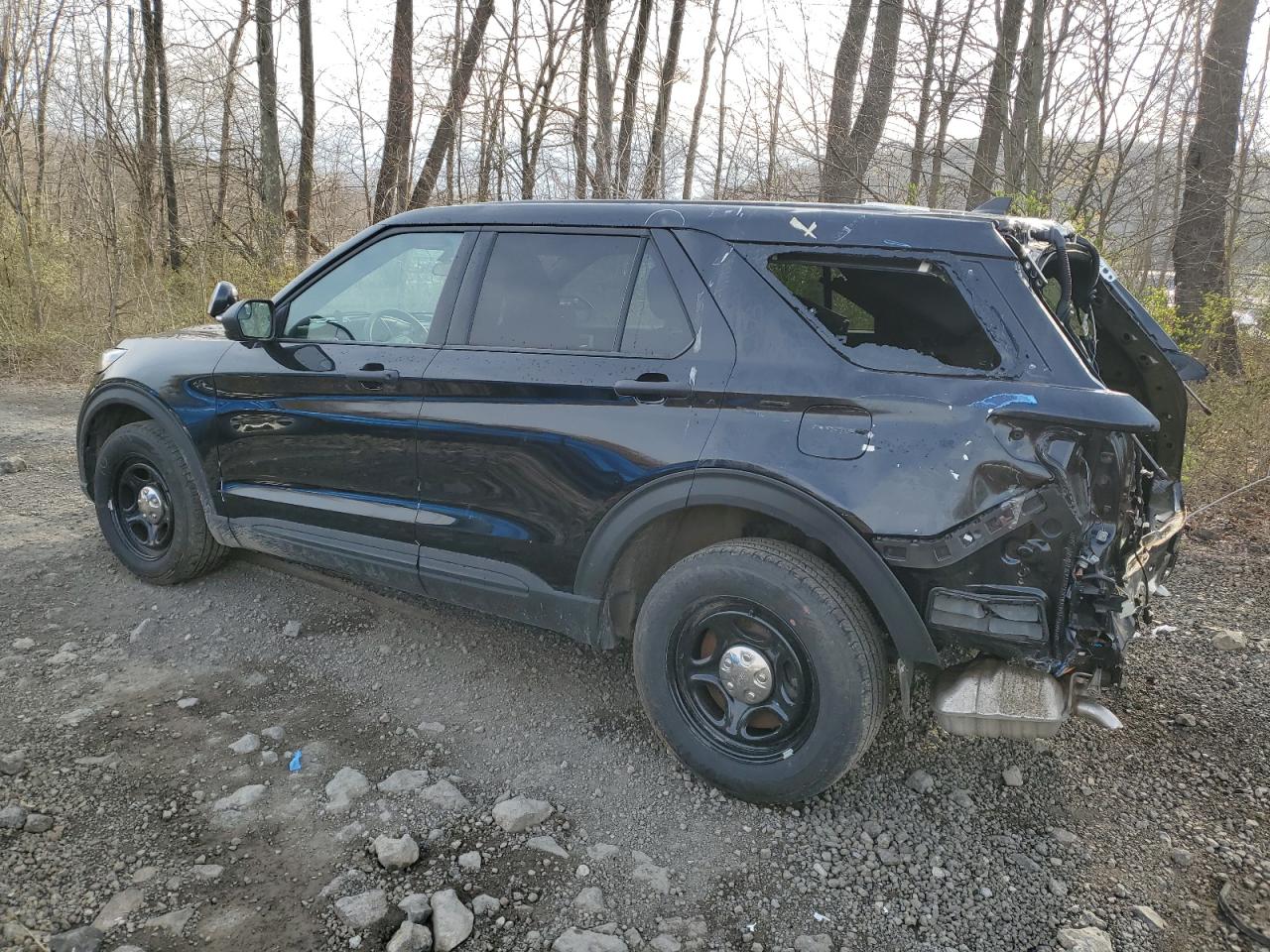 FORD EXPLORER 2024 — 3