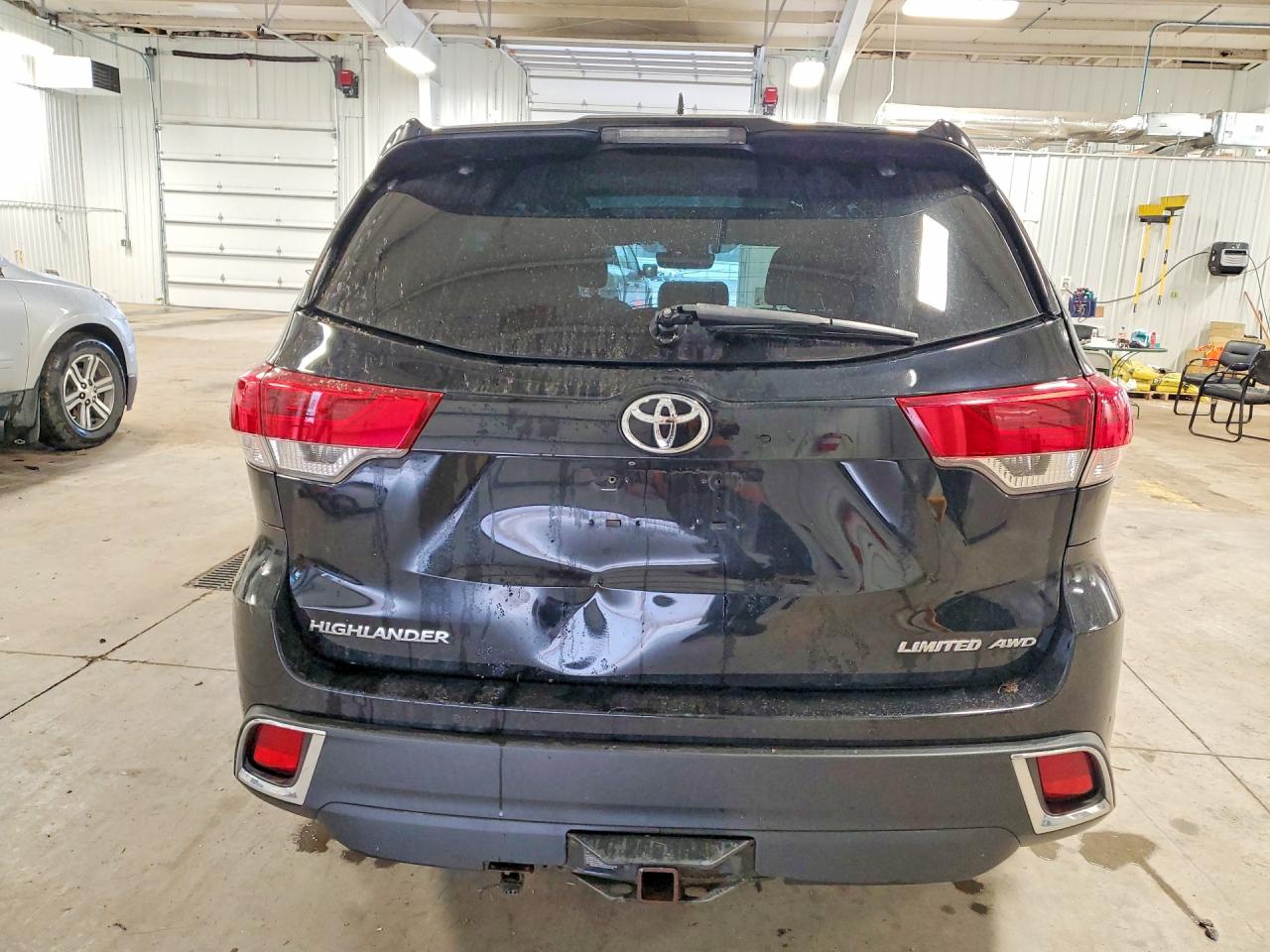 TOYOTA HIGHLANDER 2019 — 7