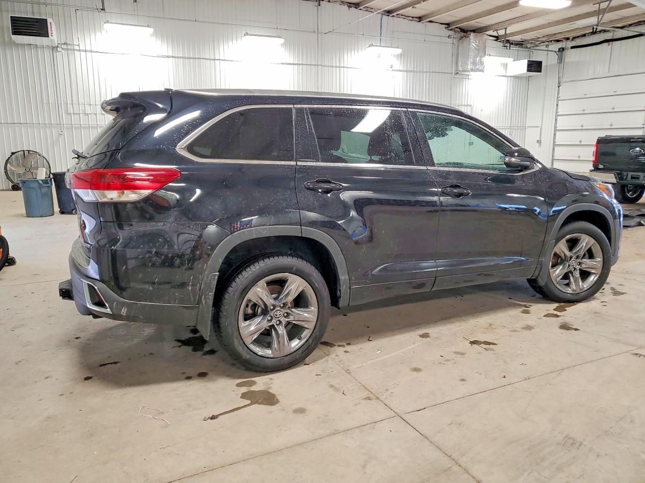 TOYOTA HIGHLANDER 2019 — 4