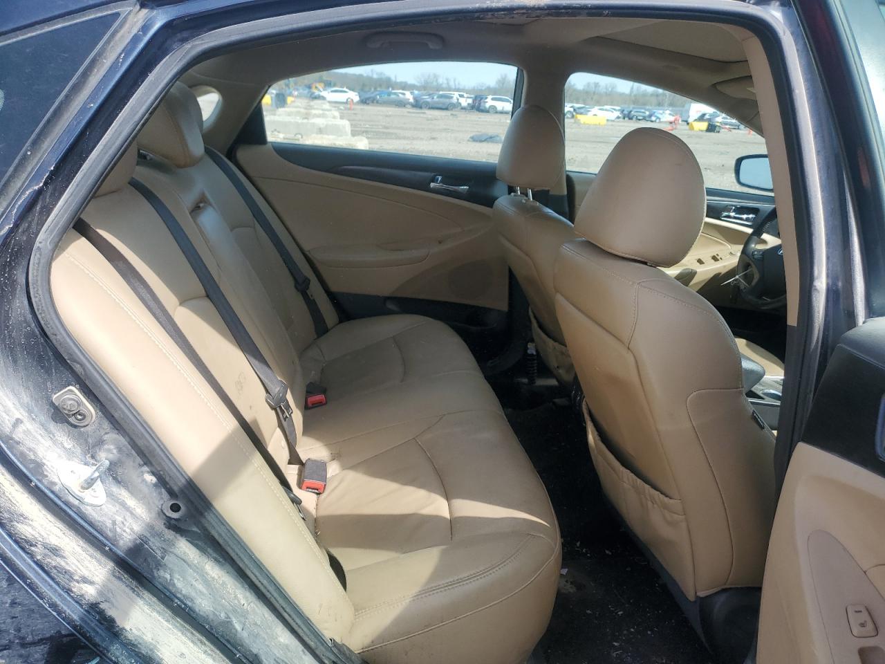 HYUNDAI SONATA SE 2013 — 11