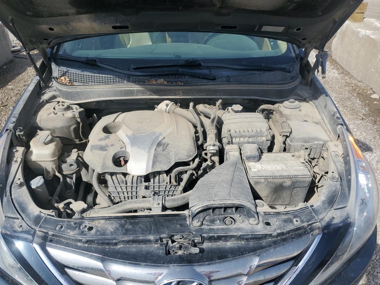 HYUNDAI SONATA SE 2013 — 12
