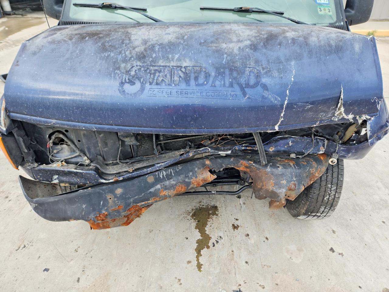 FORD ECONOLINE 2006 — 12