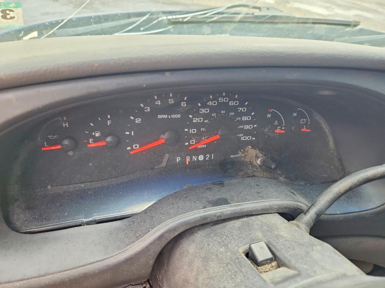 FORD ECONOLINE 2006 — 10