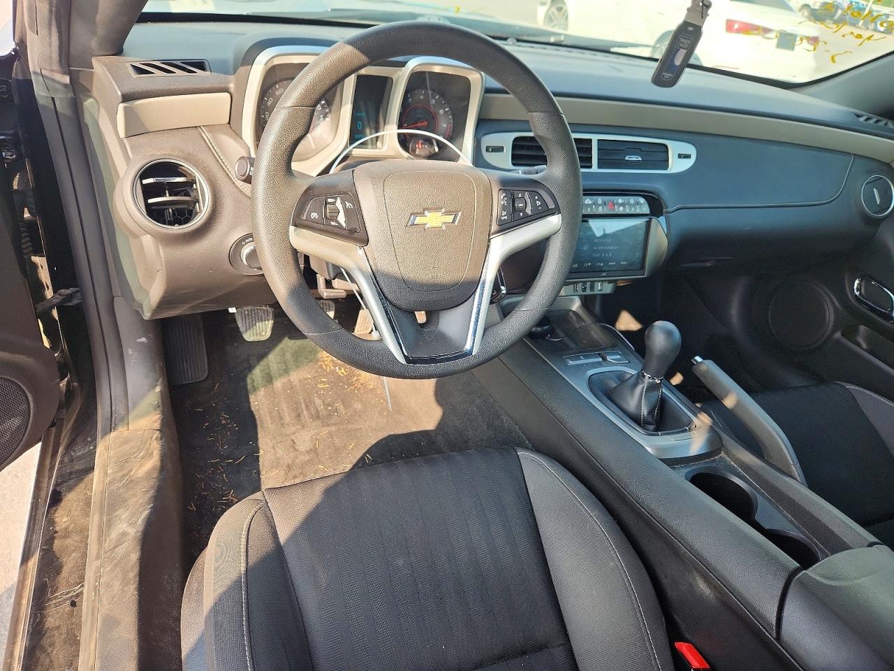CHEVROLET CAMARO 2015 — 9