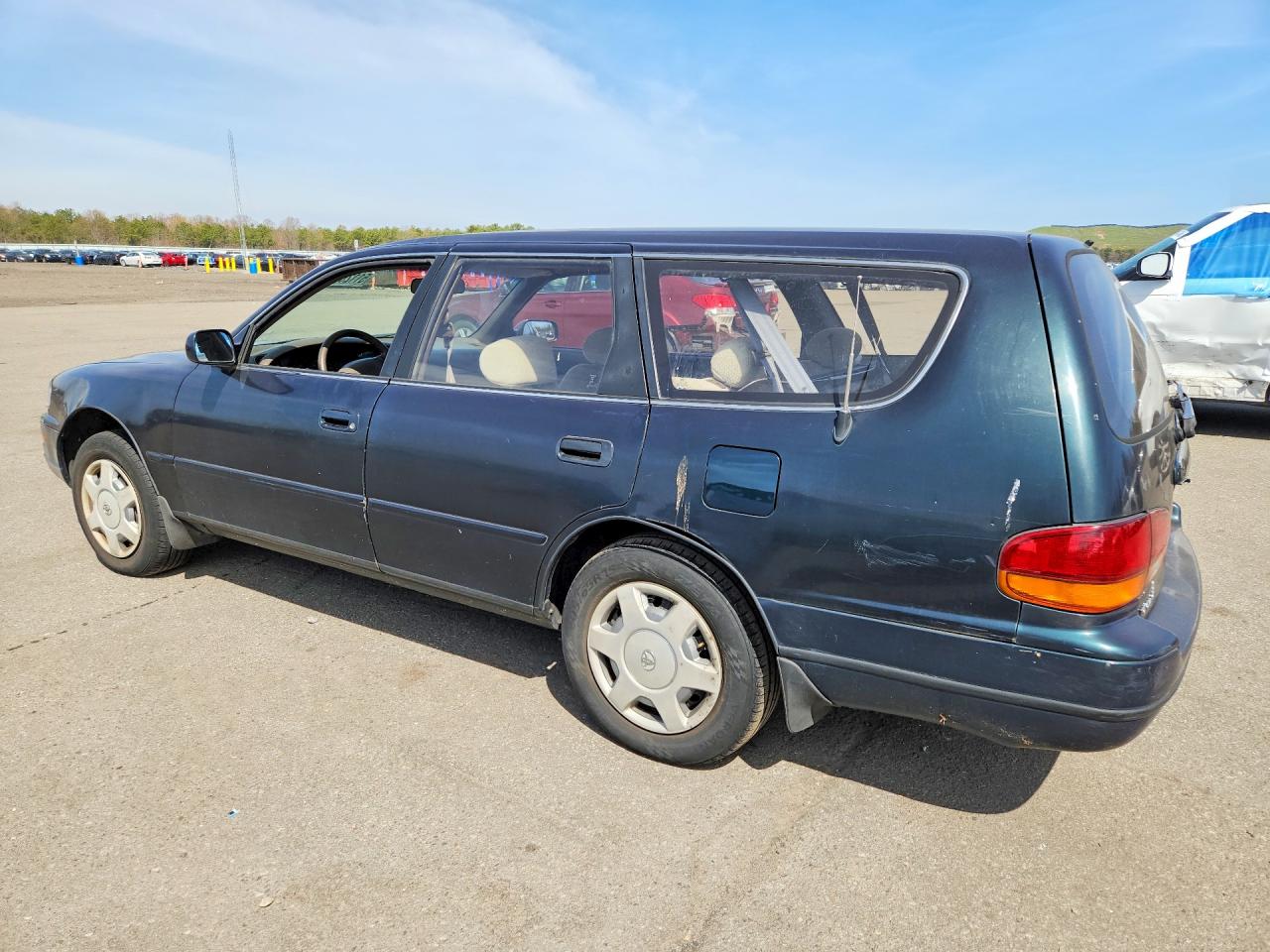 TOYOTA CAMRY 1994 — 3