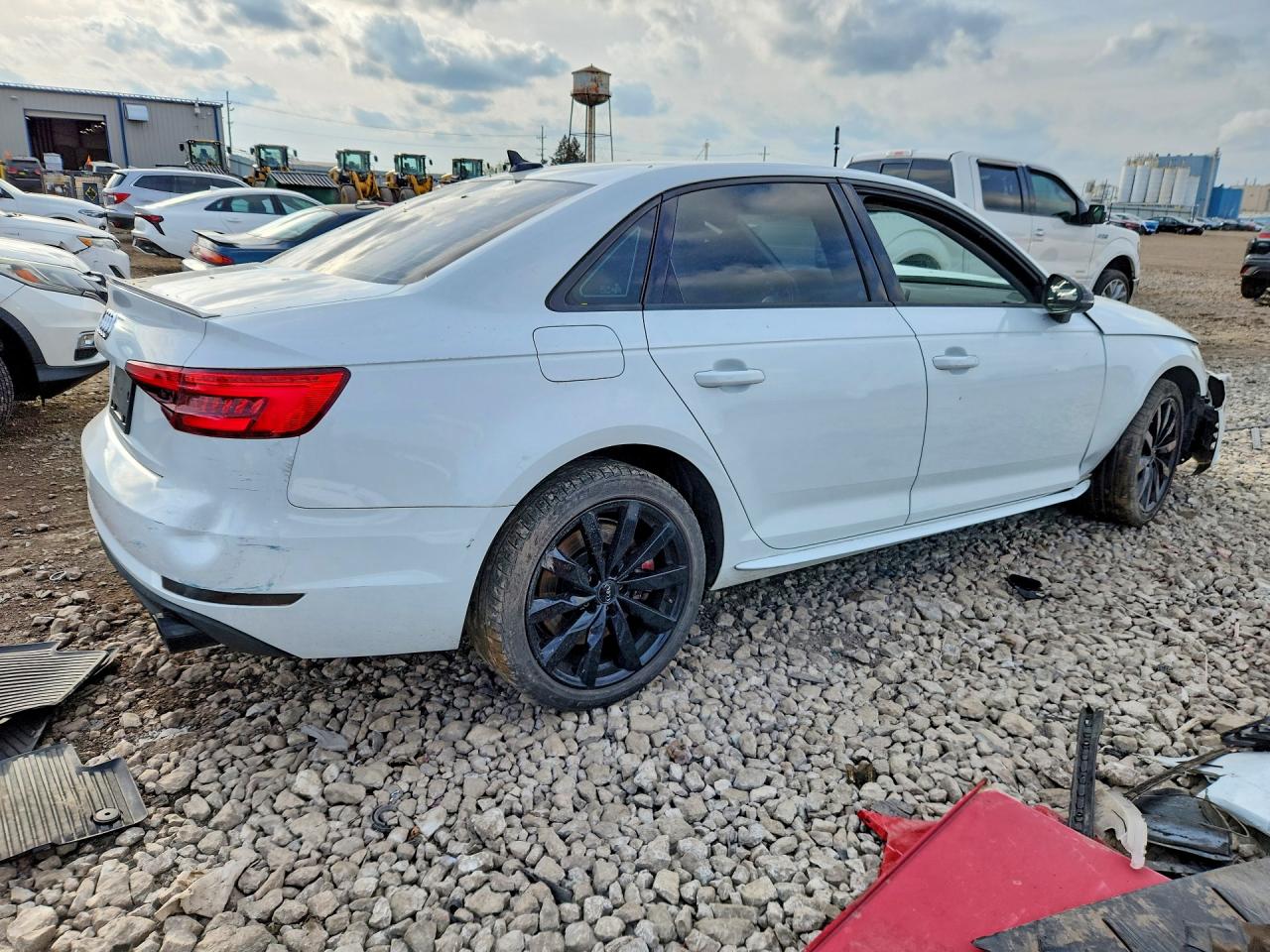 AUDI A4 2017 — 4